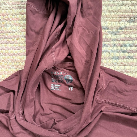 Mountain Hardware Sun Hoodie - Picture 4 of 5